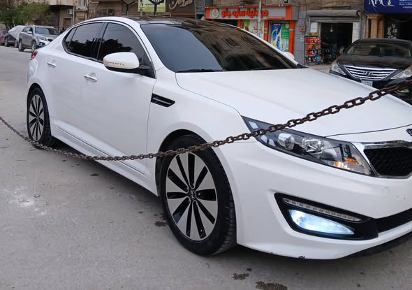 كيا أوبتيما 2011 - صورة 5