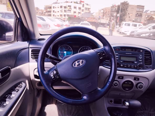 هونداي فيرنا 2006 - صورة 5