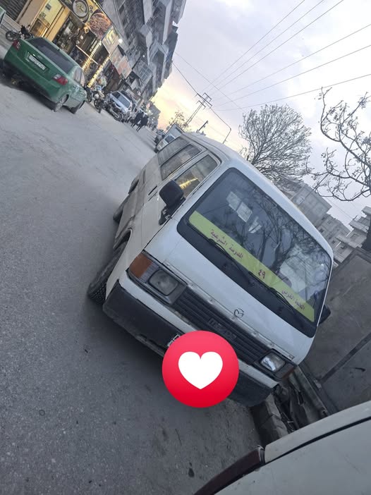 مازاد E-Series 2003