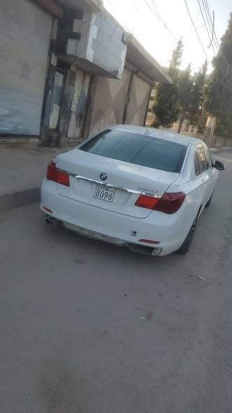 بي ام دبليو 730Li 2012 - صورة 2