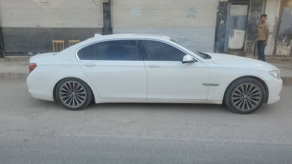 بي ام دبليو 730Li 2012 - صورة 3