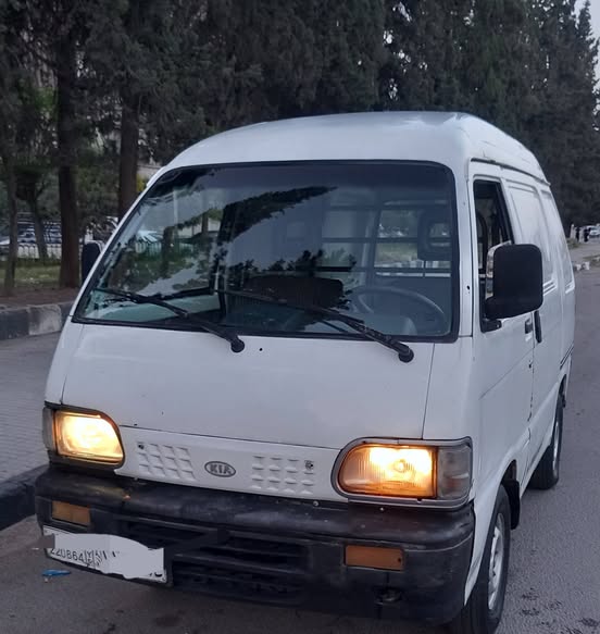 كيا تاونر 2001 - صورة 5