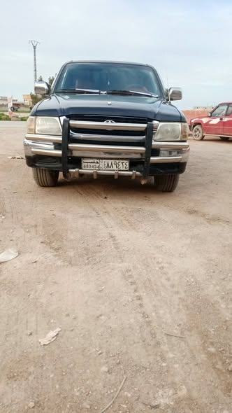 تويوتا بيك أب 2005 - صورة 4