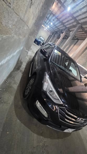 هيونداي سنتافي 2014 - صورة 4