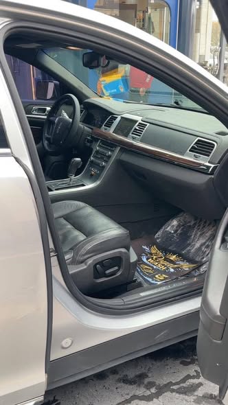 لينكولن MKS 2010 - صورة 2