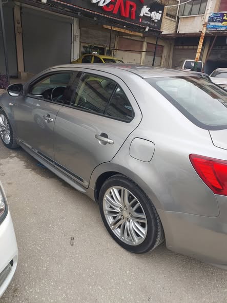 سوزوكي كيزاشي 2016 - صورة 4