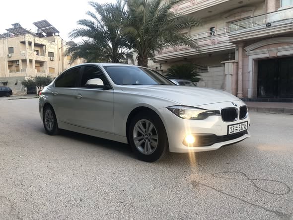 بي ام دبليو 318i 2016 - صورة 2