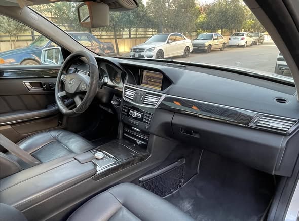 مرسيدس E220 2012 - صورة 3