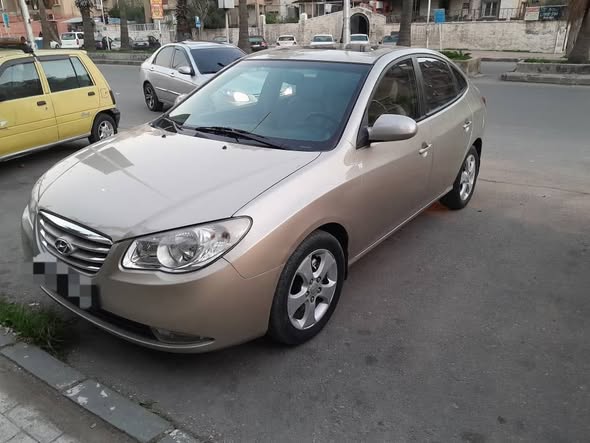 هونداي افانتي 2007 - صورة 4