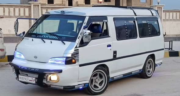 هوندا H-1 1999 - صورة 3