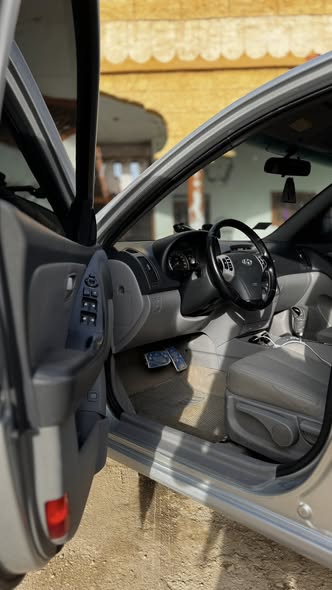 هيونداي افانتي 2008 - صورة 5