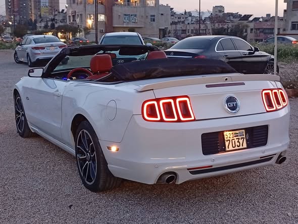 فورد موستنغ 2014 - صورة 5