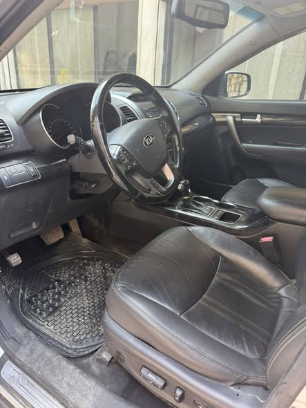 كيا سيرنتو 2015 - صورة 2