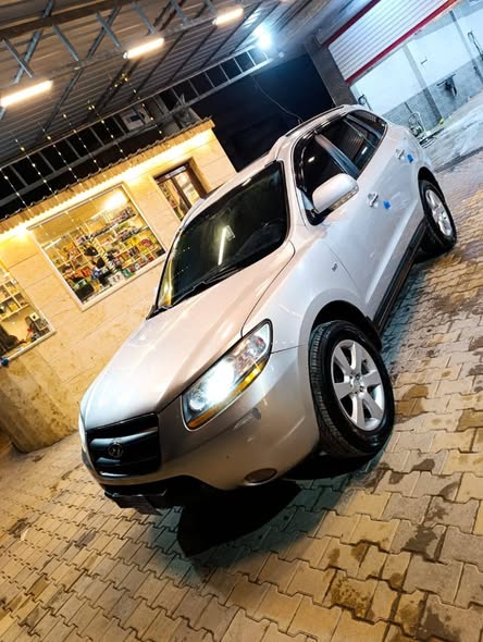 هيونداي سانتافي 2008 - صورة 1