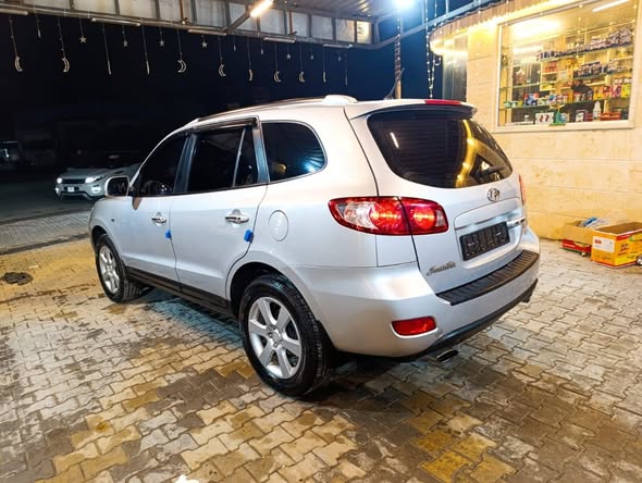 هيونداي سانتافي 2008 - صورة 2