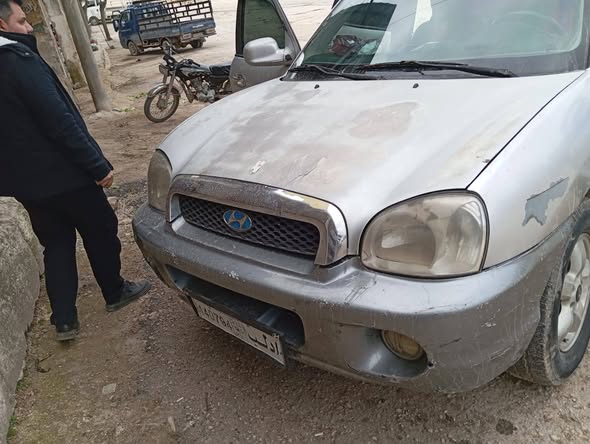 هيونداي سانتافي 2005 - صورة 5