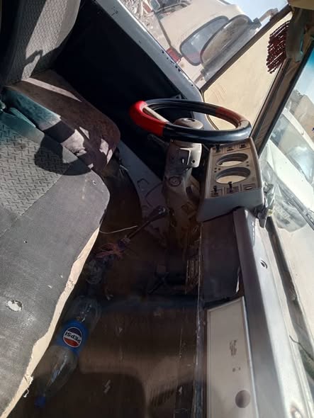 كيا تراكر 1995 - صورة 3