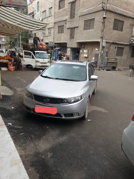 كيا فورتي 2009 - صورة 5