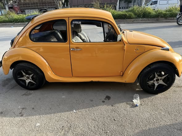 فولكس فاجن بيتل 1976 - صورة 2