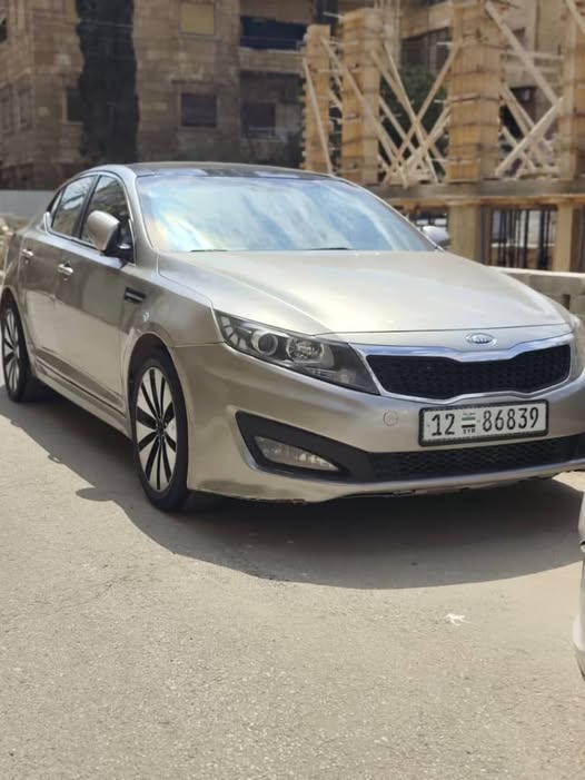 كيا K5 2012