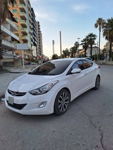 هيونداي افانتي 2013 - صورة 2