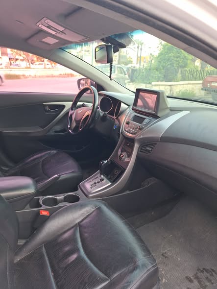 هيونداي افانتي 2013 - صورة 3