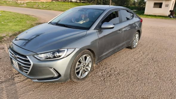 هيونداي افانتي 2017 - صورة 1