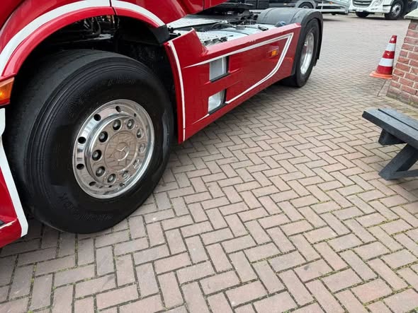 مرسيدس 1848 2019 - صورة 4