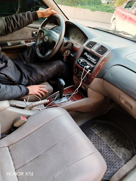 مازدا 323 2003 - صورة 3