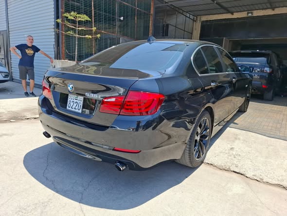 بي إم دبليو 535i 2011 - صورة 2