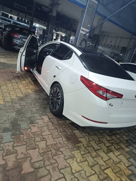 كيا كي 5 2012 - صورة 3