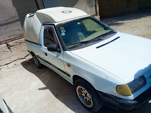 سكودا Pickup 1997 - صورة 2