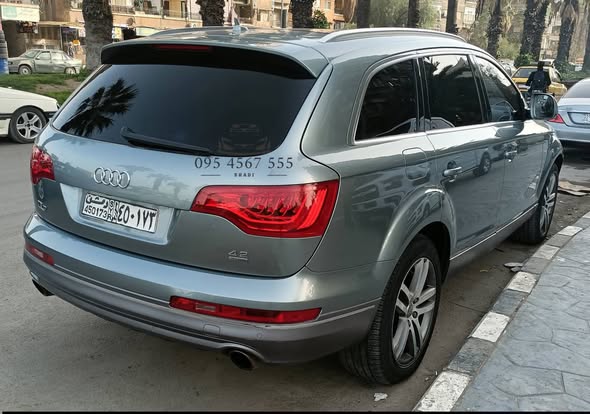 أودي Q7 2009 - صورة 2