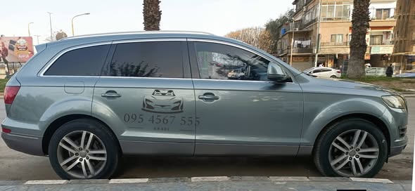 أودي Q7 2009 - صورة 3