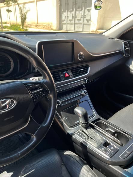 هيونداي ازيرا 2018 - صورة 2