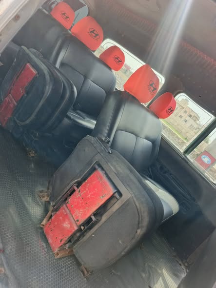 هيونداي ستاريكس 2006 - صورة 2