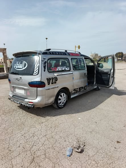 هيونداي ستاريكس 2006 - صورة 3