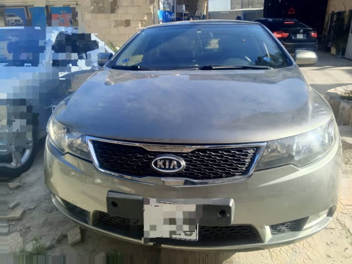 كيا فورتي 2011