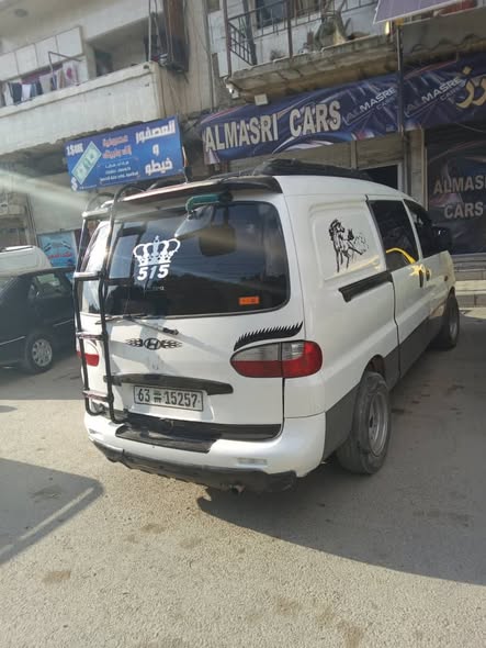 هيونداي H-1 2001 - صورة 2