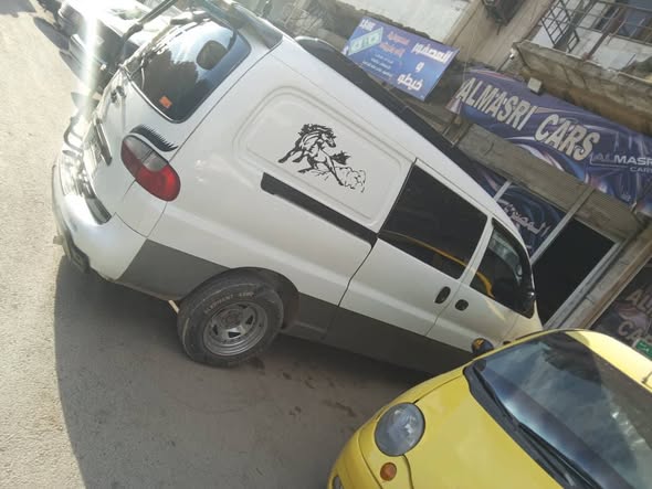 هيونداي H-1 2001 - صورة 5