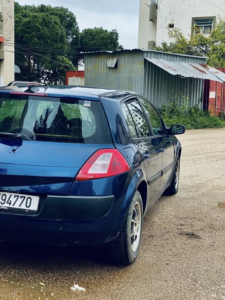 رينو ميغان 2006 - صورة 2