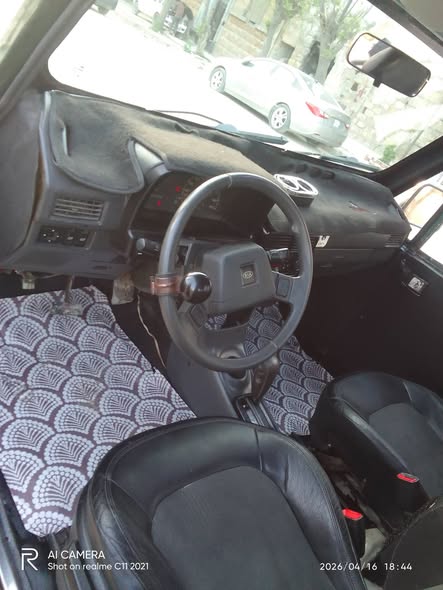 كيا تاونر 1992 - صورة 3