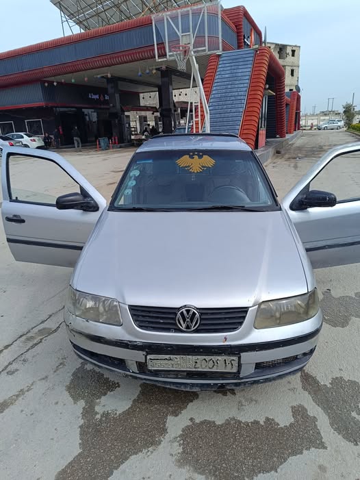 فولكس فاجن غول 2001