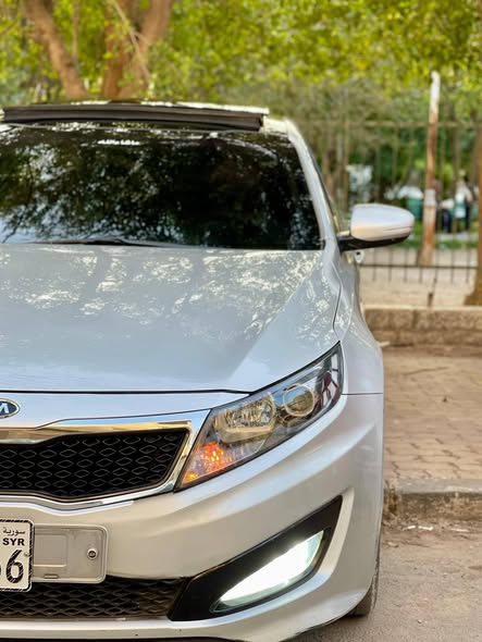 كيا اوبتما 2011 - صورة 1