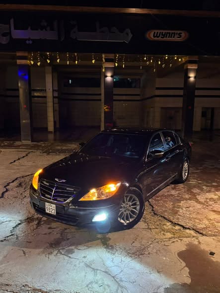 هيونداي جنيسيس 2009 - صورة 1