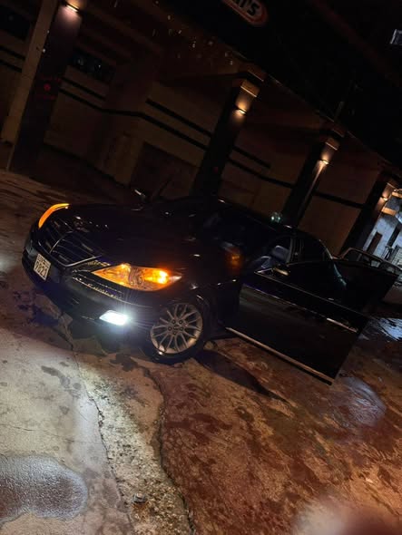 هيونداي جنيسيس 2009 - صورة 3