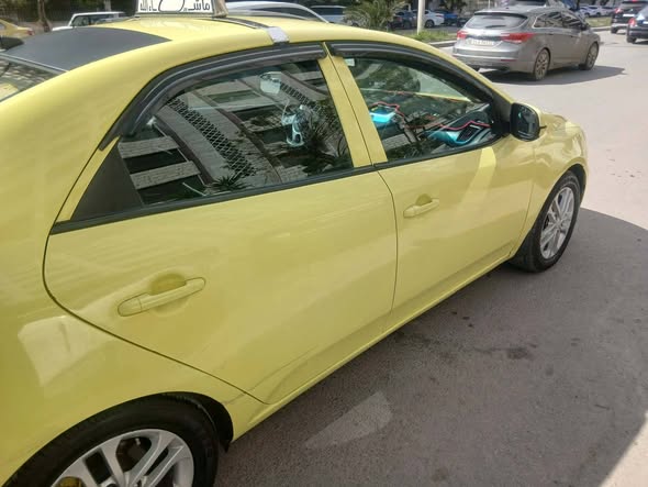 كيا سيراتو 2011 - صورة 3