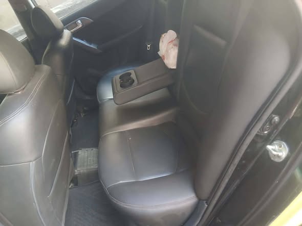 كيا سيراتو 2011 - صورة 4