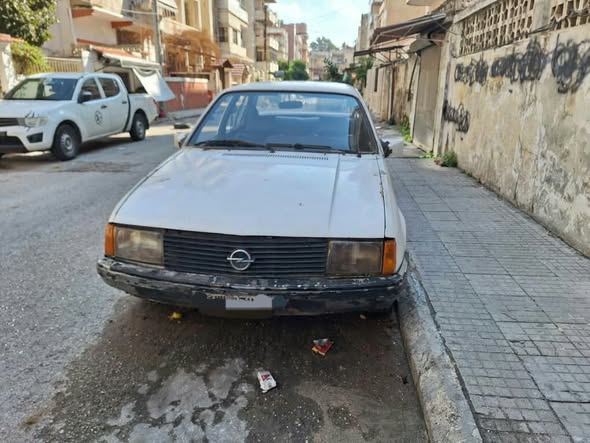 أوبل ريكورد 2007 - صورة 1