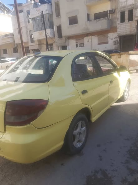 كيا ريو 2001 - صورة 3